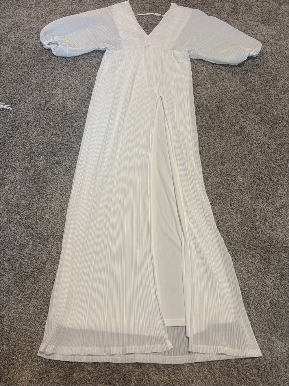 White V-Neck Maxi Dress with Puff Sleeves